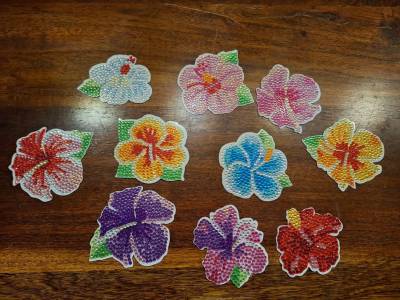 Blüten, als Kühlschrankmagnet nutzbar, Set mit 10 Stück zum Painten, ohne Toolset