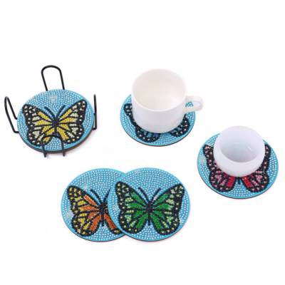 Untersetzer, 6 Stück mit Aufbewahrungs-Ständer, Schmetterling auf Kunststoff / Korkplatte, runde Strass-Steine