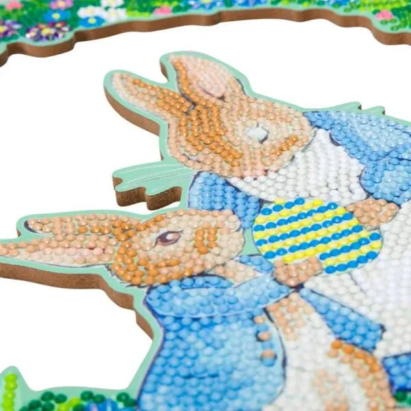Door wreath, Peter & Mrs. Josephine Rabbit, round diamonds, approx. 30 cm diameter