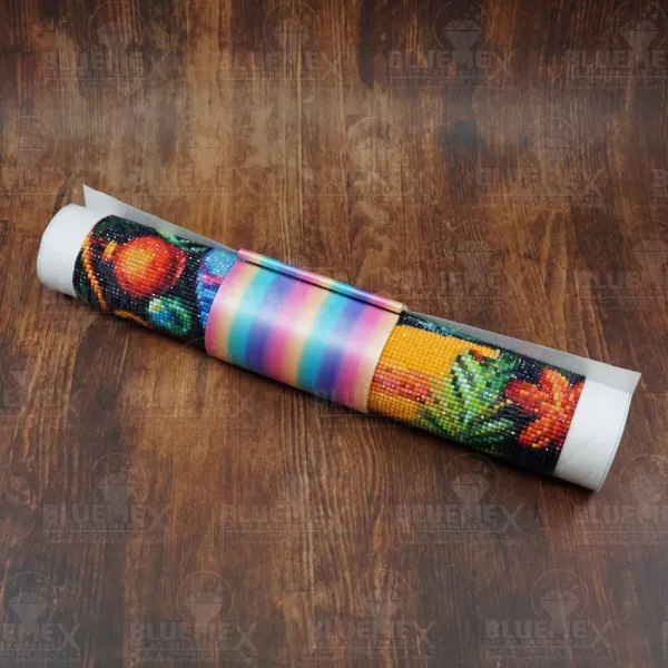 Picture roll-up clamp with the picture fully rolled up