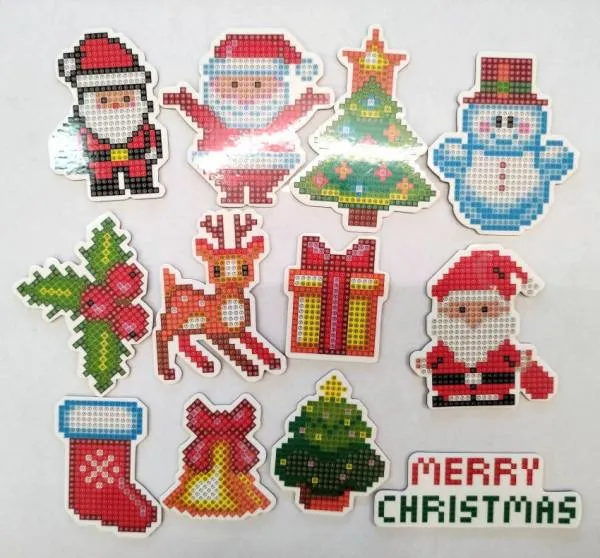 Fridge magnets Christmas, set with 12 pieces