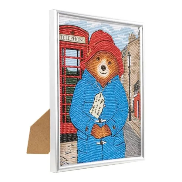Diamond Painting Bild mit Bilderrahmen, "Taking A Stroll" Paddington Bear, 21x25cm, runde Steine, Teilbild