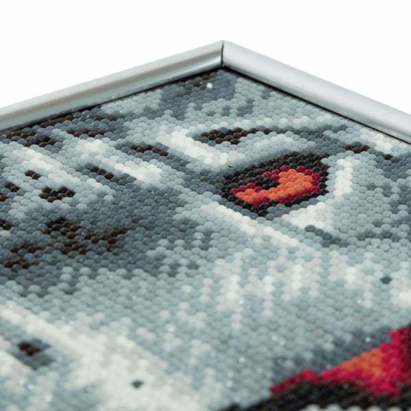 Diamond Painting Bild mit weißem Bilderrahmen, Schneeleopard, runde Diamanten, ca. 21x25cm, Vollbild