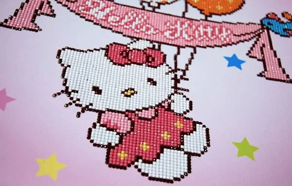 Diamond Painting Bild, Hello Kitty with balloons, 37x44cm, 9 Farben incl.2 AB, runde Steine, Teilbild