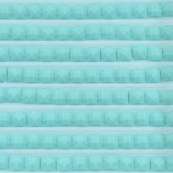 Steine, Glow in the Dark - Nachtleuchtend, eckig, Farbe G3811, Turquoise Very Light, Tüte mit 500 Stück