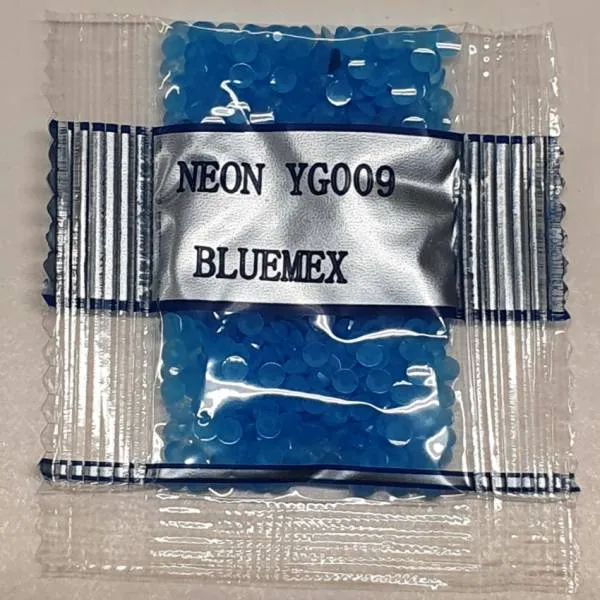 Neon stone round, light blue, bag with approx. 500 pieces