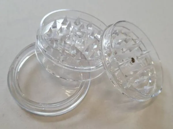 Grinder, clear, for separating stones that have been glued together
