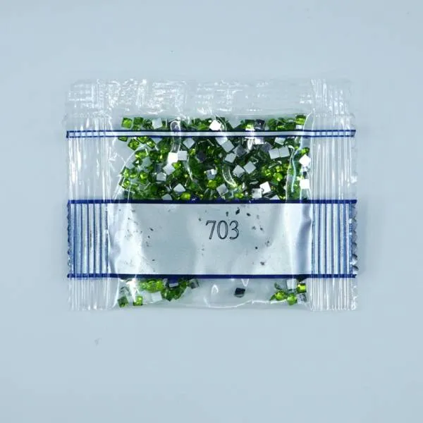 Rhinestone square, 703, Chartreuse, 500 pieces
