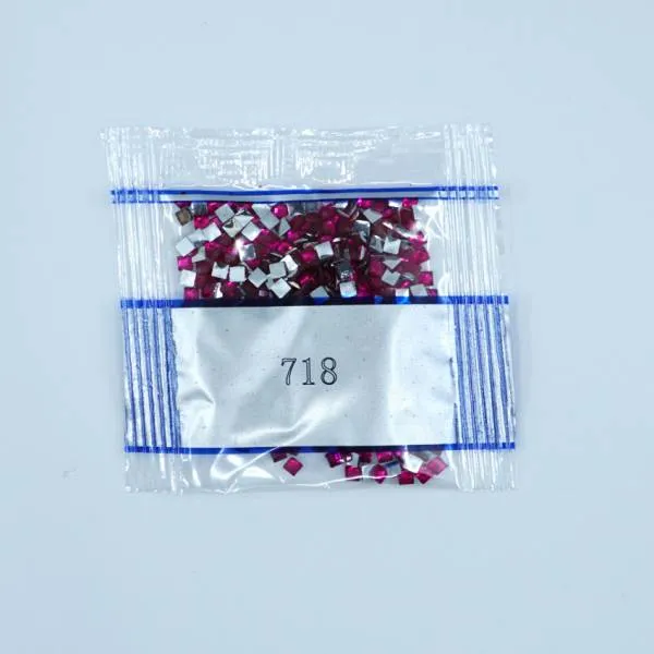 Rhinestone square, 718, Plum, 500 pieces