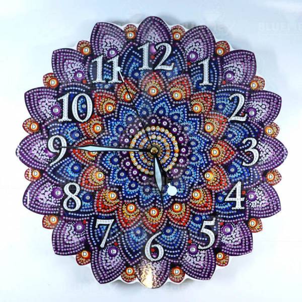 Diamond Painting Wanduhr auf Holz, 29cm