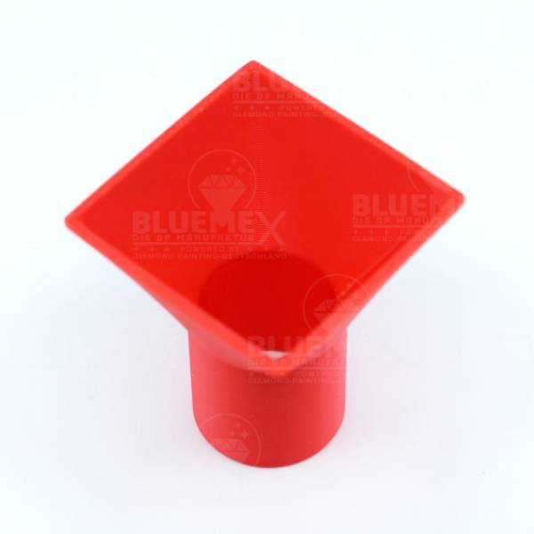 Trichter für 60er Koffer, rot, zum leichteren Einfüllen der Steine